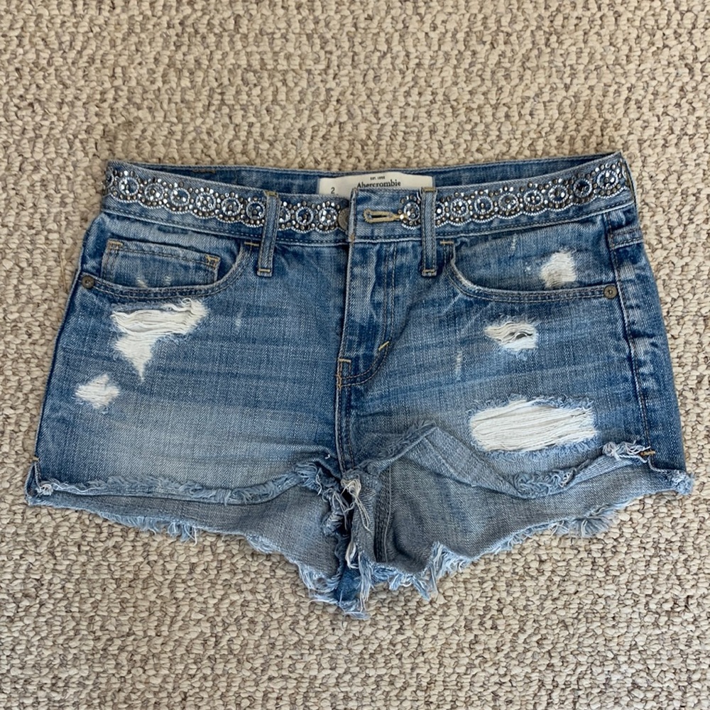 A&F raw hem denim shorts Size 26